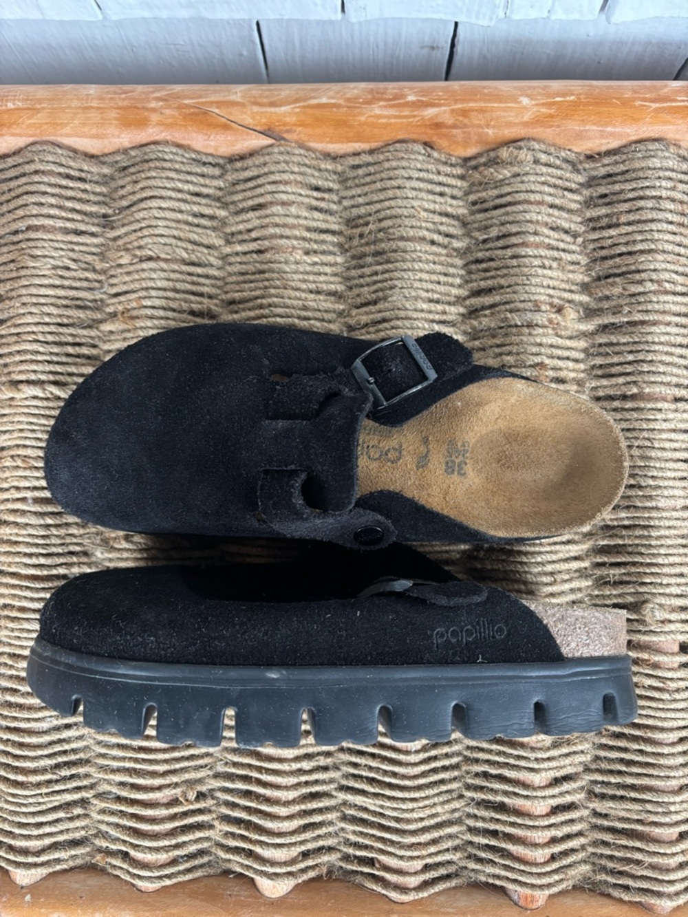 Birkenstock Black Boston Chunky Suede Clog papillo - Picture 4 of 4
